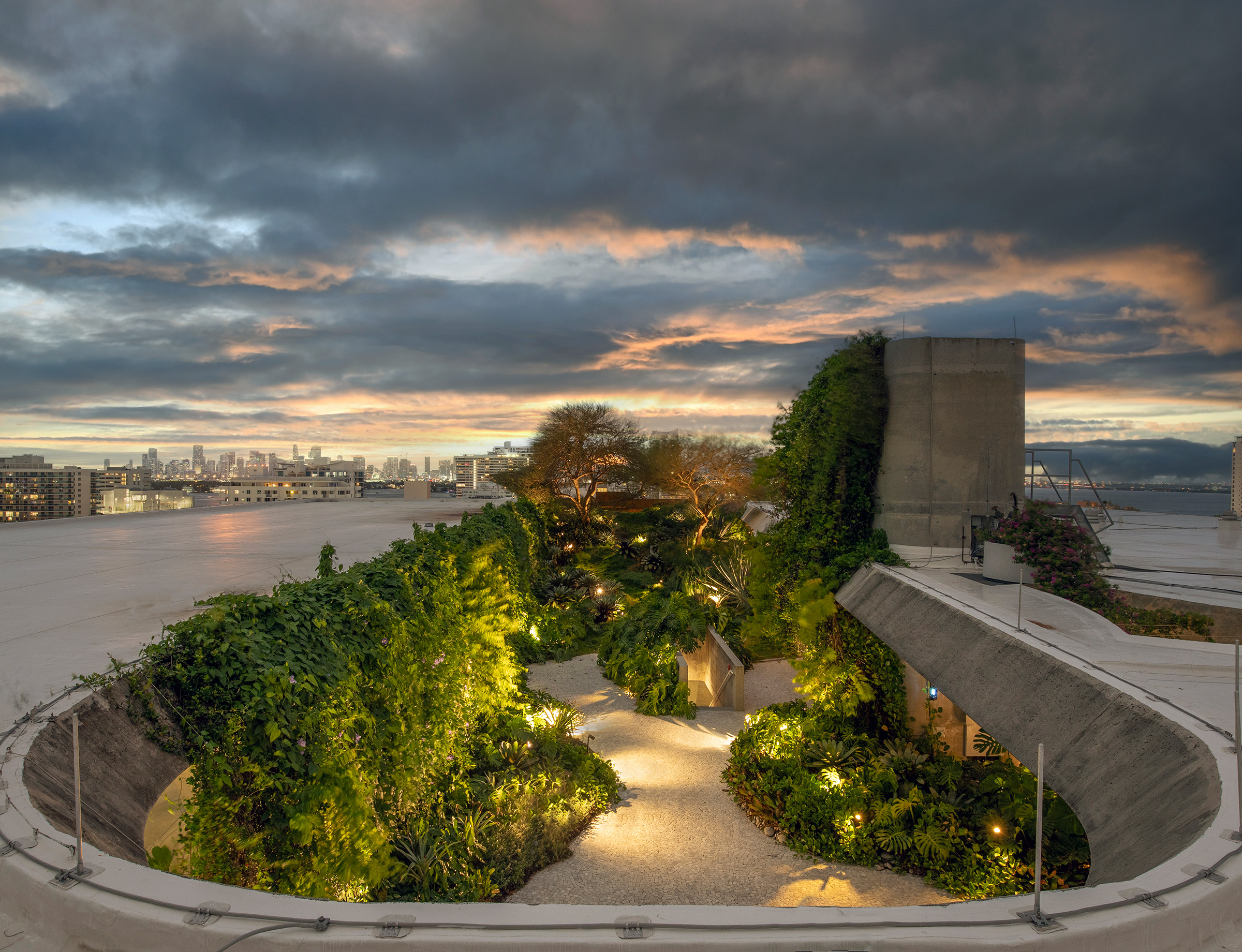 Sky Garden | Raymond Jungles, Inc.