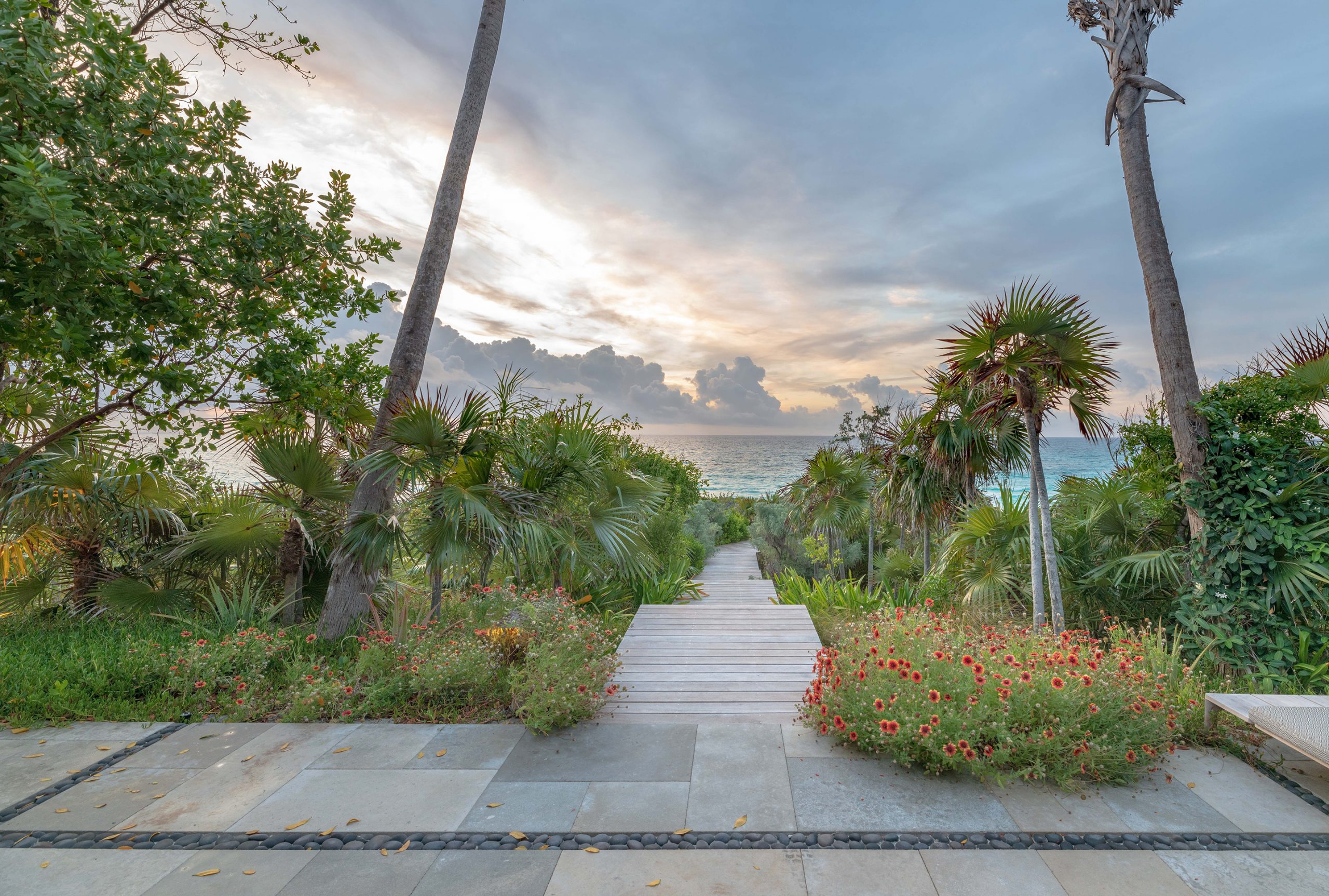 Manilkara Raymond Jungles, Inc.